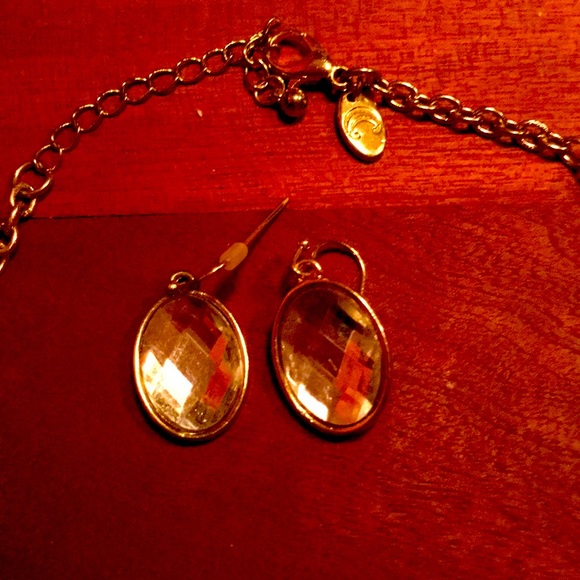 Charming Charlie gold tone necklace with matching earrings - Picture 3 of 6